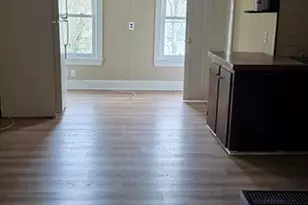 518 Cottage St, New Bedford, MA 02740 - Photo 3