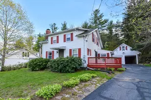 727 Pleasant St, Paxton, MA 01612 - Photo 1