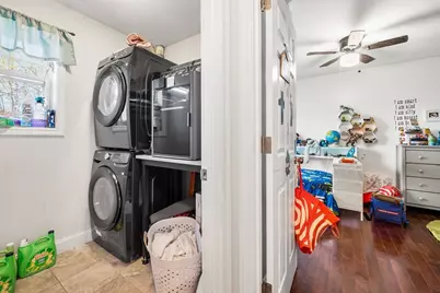 7 Mount Vernon St #7, Haverhill, MA 01830 - Photo 11