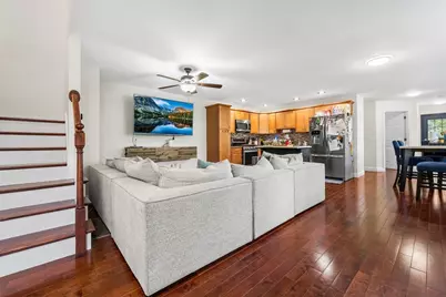 7 Mount Vernon St #7, Haverhill, MA 01830 - Photo 3