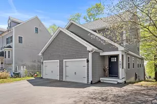 7 Mt Vernon St, Haverhill, MA 01830 - Photo 1