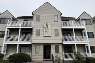 11 Hulbert Rd, Worcester, MA 01603 - Photo 1