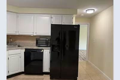 11 Hulbert Rd #13, Worcester, MA 01603 - Photo 9