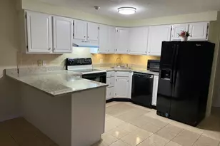 11 Hulbert Rd, Worcester, MA 01603 - Photo 7