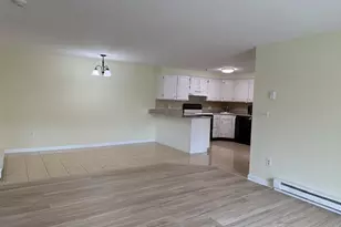 11 Hulbert Rd, Worcester, MA 01603 - Photo 3
