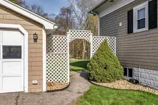 19 Forest St, Haverhill, MA 01832 - Photo 25