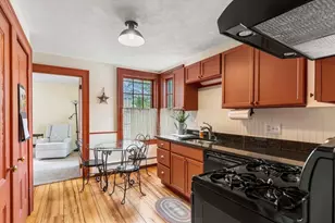 125 Derby St, Salem, MA 01970 - Photo 13