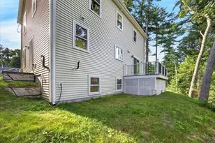 25 Lynn St, Marshfield, MA 02050 - Photo 33