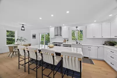 25 Lynn St, Marshfield, MA 02050 - Photo 3