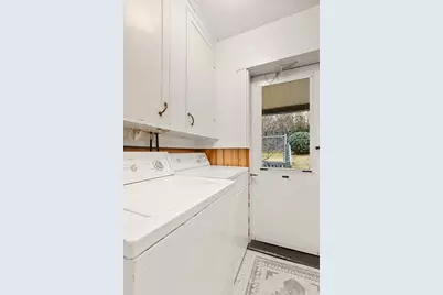 54 Edgecliff Rd #2, Watertown, MA 02472 - Photo 17