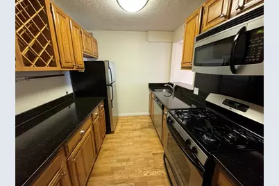33 Pond Ave #1014, Brookline, MA 02445 - Photo 5