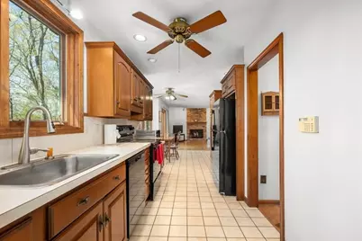 11 Tattan Farm Rd, Worcester, MA 01605 - Photo 9