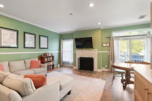 73 Bradford Commons Ln, Braintree, MA 02184 - Photo 1