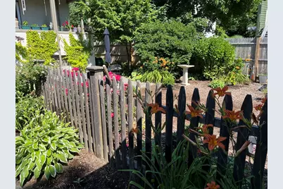 12 Spruce St #12, Watertown, MA 02472 - Photo 5