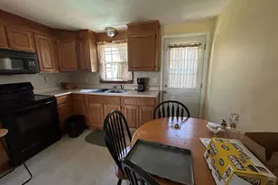 154-156 Acorn St, Millis, MA 02054 - Photo 7
