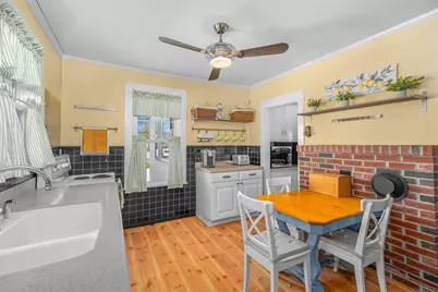 42 Fayette Pl, Taunton, MA 02780 - Photo 11