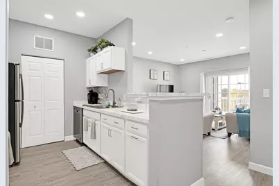 21 Hampshire Rd #312, Methuen, MA 01844 - Photo 7