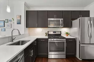320 Maverick St, Boston, MA 02128 - Photo 3
