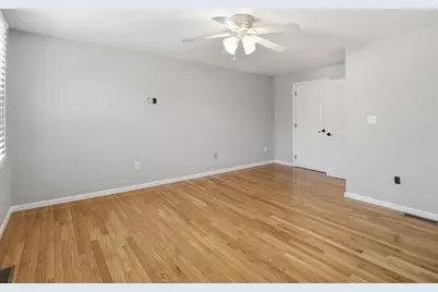 15 Jasmine Ct, Dracut, MA 01826 - Photo 23