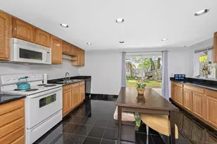 15 Murray Hill Rd, Medford, MA 02155 - Photo 9