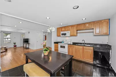15 Murray Hill Rd, Medford, MA 02155 - Photo 7