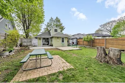 15 Murray Hill Rd, Medford, MA 02155 - Photo 3