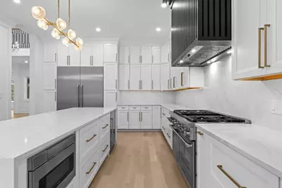 11 Skyline Drive, Wellesley, MA 02482 - Photo 5