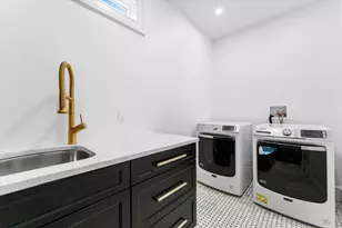 11 Skyline Dr, Wellesley, MA 02482 - Photo 19