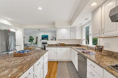 37 Woodcliffe Rd, Lexington, MA 02421 - Photo 7