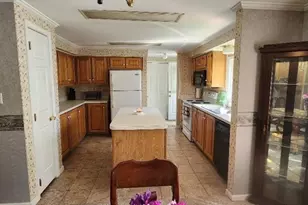 50 Highland St, Taunton, MA 02780 - Photo 11