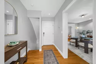 93 Baldwin St, Boston, MA 02129 - Photo 3