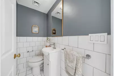 93 Baldwin St #1, Boston, MA 02129 - Photo 15