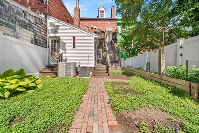 93 Baldwin St #1, Boston, MA 02129 - Photo 29