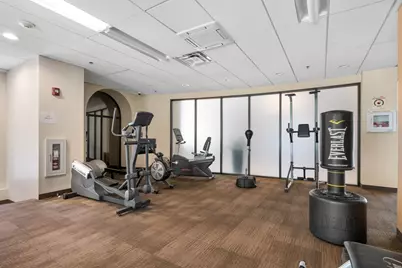 60 Longwood Ave #408, Brookline, MA 02446 - Photo 17