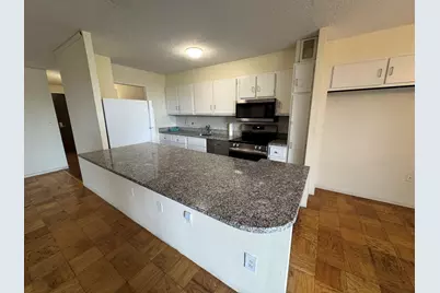 60 Longwood Ave #408, Brookline, MA 02446 - Photo 7