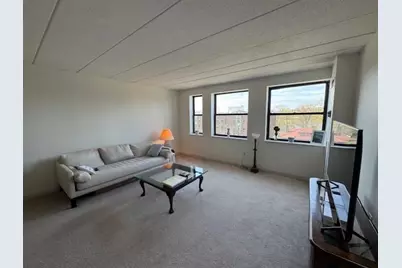 1933 Commonwealth Ave #604, Boston, MA 02135 - Photo 3