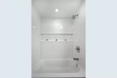 526 Cabot, Beverly, MA 01915 - Photo 27
