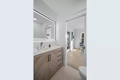 526 Cabot, Beverly, MA 01915 - Photo 23