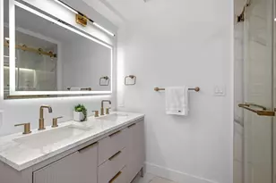 526 Cabot, Beverly, MA 01915 - Photo 33
