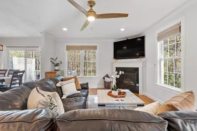 105 Dudley Rd #105, Berlin, MA 01503 - Photo 3