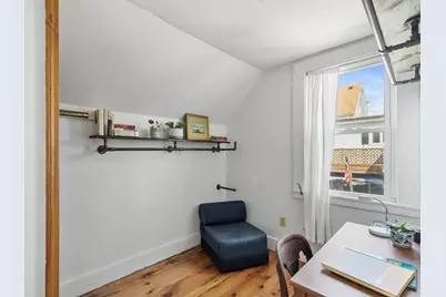 8 1/2 Myrtle Square, Gloucester, MA 01930 - Photo 9