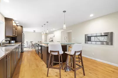 19 Hammersmith Dr, Saugus, MA 01906 - Photo 9