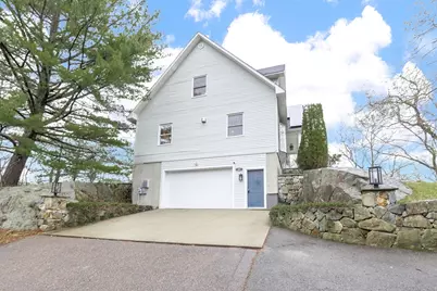 19 Hammersmith Dr, Saugus, MA 01906 - Photo 3