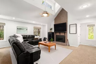 32 Sherborne Cir, Ashland, MA 01721 - Photo 7