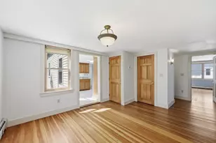 67 Milton St, Northampton, MA 01062 - Photo 9