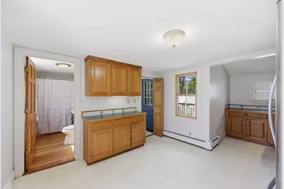 67 Milton St, Northampton, MA 01062 - Photo 11