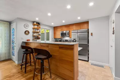 305 Winchester St #D, Newton, MA 02461 - Photo 7