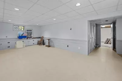 8 Sutton Road, Needham, MA 02492 - Photo 33