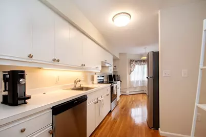 32 Commodore #32, Hull, MA 02045 - Photo 5