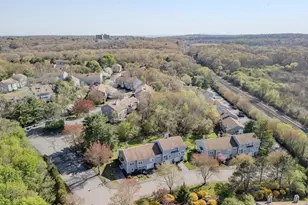 1 Griswold Dr, Salem, MA 01970 - Photo 39